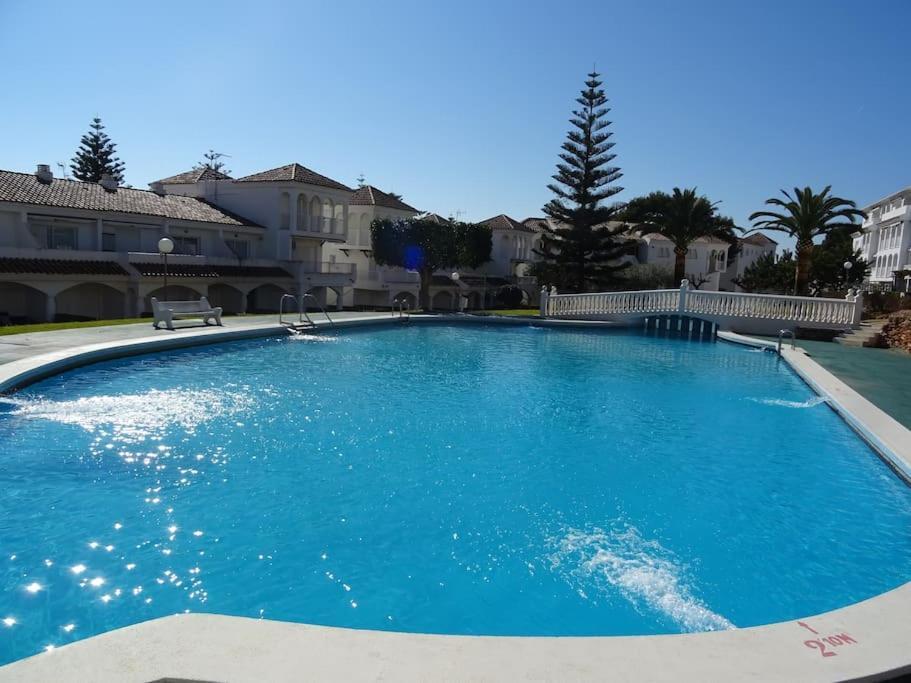 Al101 Apartamento, Centrico Y Piscina 阿尔考斯布里 外观 照片